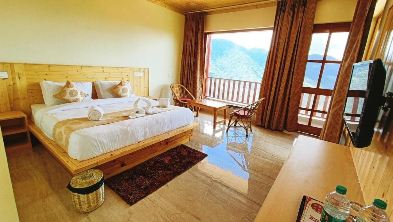 The Vintage Hill Village - Himalayan Boutique Resort Kanatal Dış mekan fotoğraf