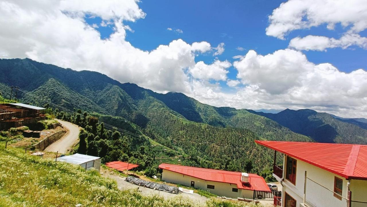 The Vintage Hill Village - Himalayan Boutique Resort Kanatal Dış mekan fotoğraf