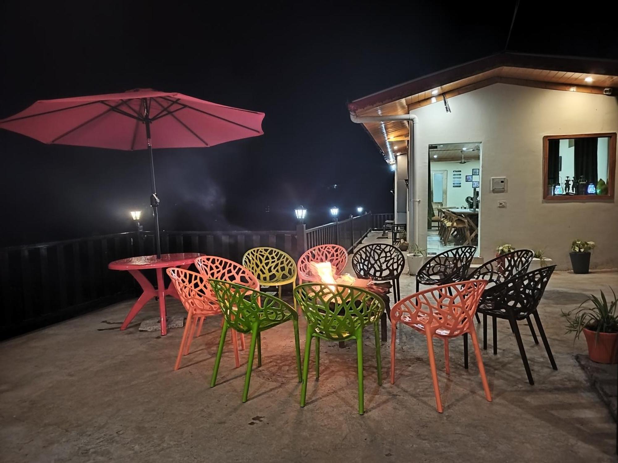 The Vintage Hill Village - Himalayan Boutique Resort Kanatal Dış mekan fotoğraf