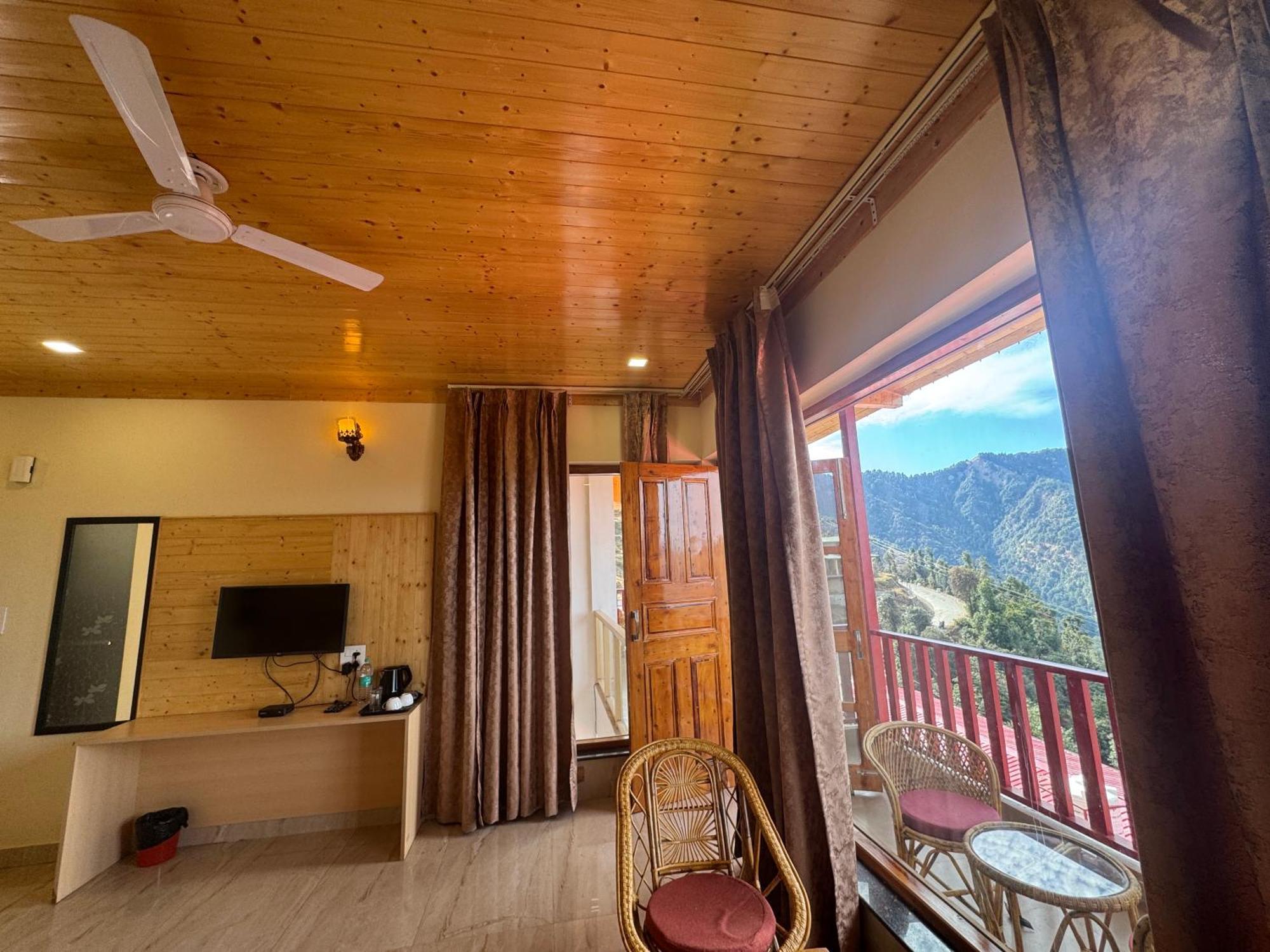 The Vintage Hill Village - Himalayan Boutique Resort Kanatal Dış mekan fotoğraf
